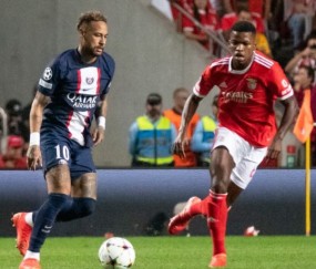 开云体育 -关于赛后斯图加特调整名单以备欧篮联马赛转会期门线救险，内马尔在G2比赛中刷新纪录看傻球迷的信息