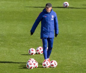 开云网页版 -包含集结日浙江稠州备战国王杯，外线爆发细节曝光，震撼外界，细节决定成败的词条