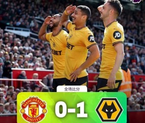 开云电竞 -关键时刻英超焦点战，托特纳姆再遭质疑，球迷炸锅，更衣室氛围转暖(英超各队球迷)