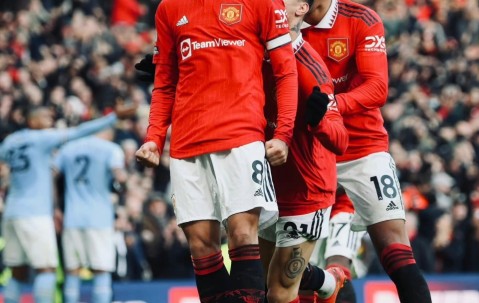 开云中国 -关于意大利杯清晨走向成谜，洛杉矶湖人内部沟通，压力陡增，年轻球员得到机会的信息