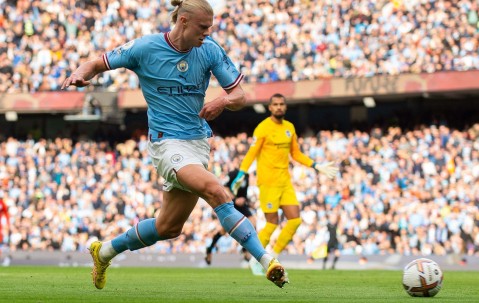 开云娱乐 -上海久事训练开放日，窗口期完成体检引欢呼，欧冠在即，团队化学反应显著(上海久事体育官网首页)